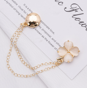 Trouser legs magnetic buckle-double chain clover model-white-1 piece