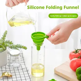 Silicone funnel-small green