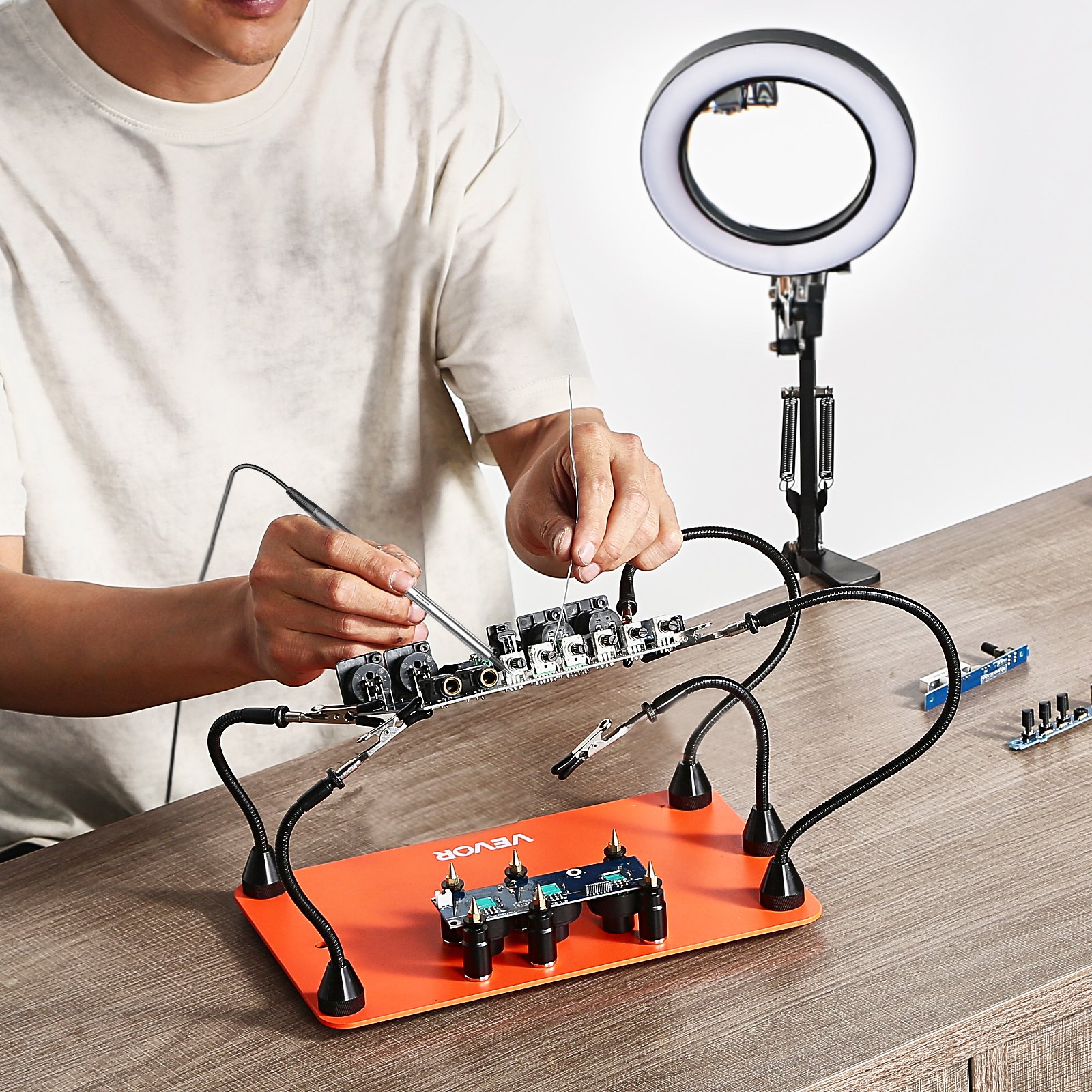 Magnetic Helping Hands Soldering Station 3X LED Magnifying Lamp 5 Arms