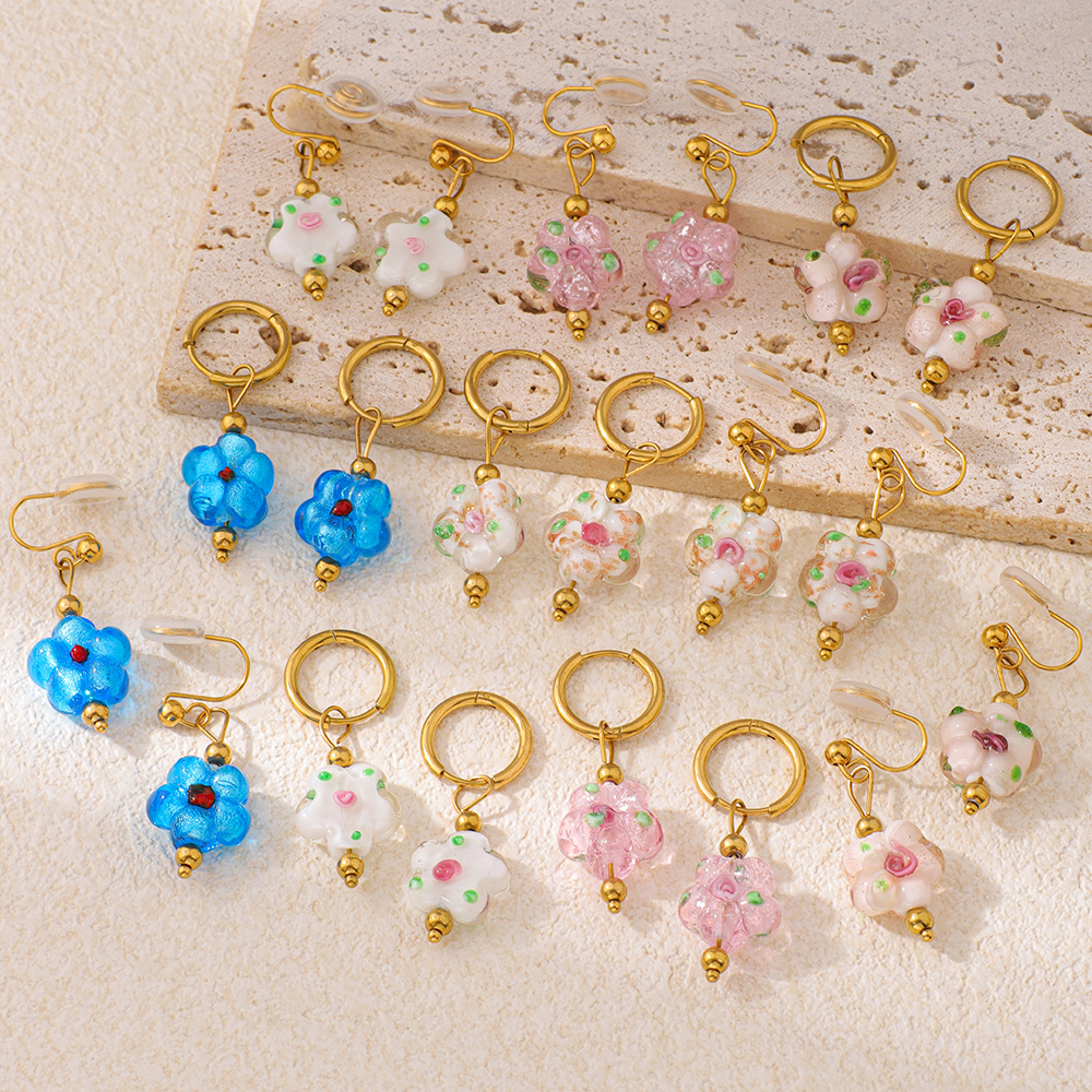 Main product image of 304 Stainless Steel 18K Gold Plated Flower-Shaped Ear Clips