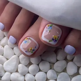 24-piece Short Square Fingernail White-edge French Pressing-style Flower-shaped Fake Nails, Including 1 Tube Of Gel And 1 Nail File. Nail Accessories.