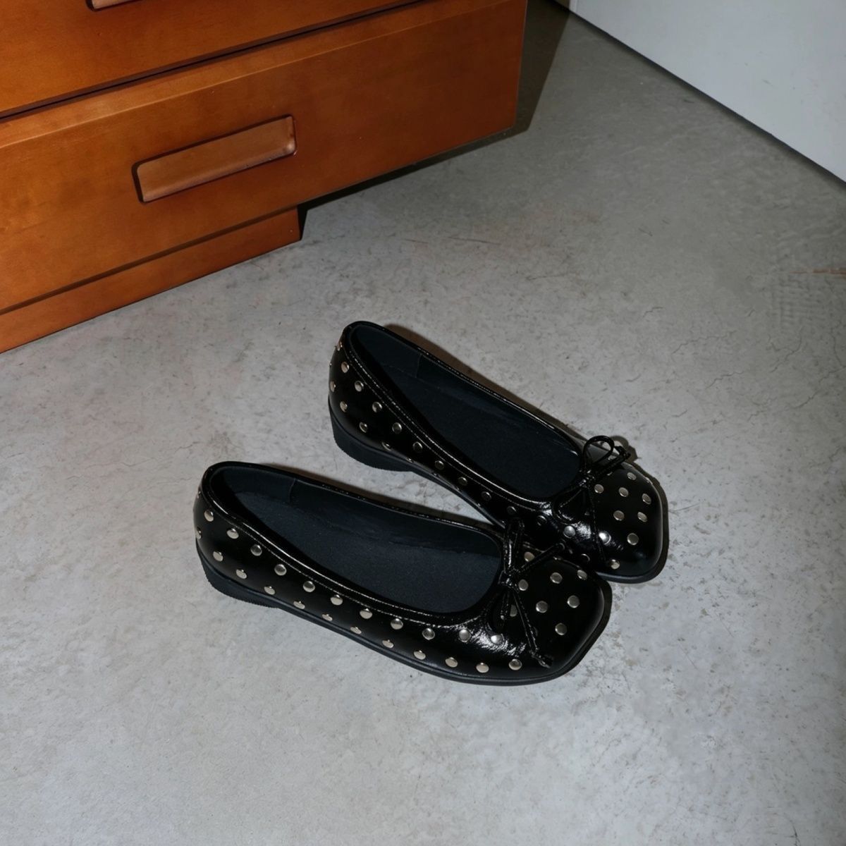 Women's Black Studded Ballet Flats, Spring & Summer Patent Leather Square Toe Bow Flat Pumps, Sweet Cool Girl Soft Sole Slip-On Loafers