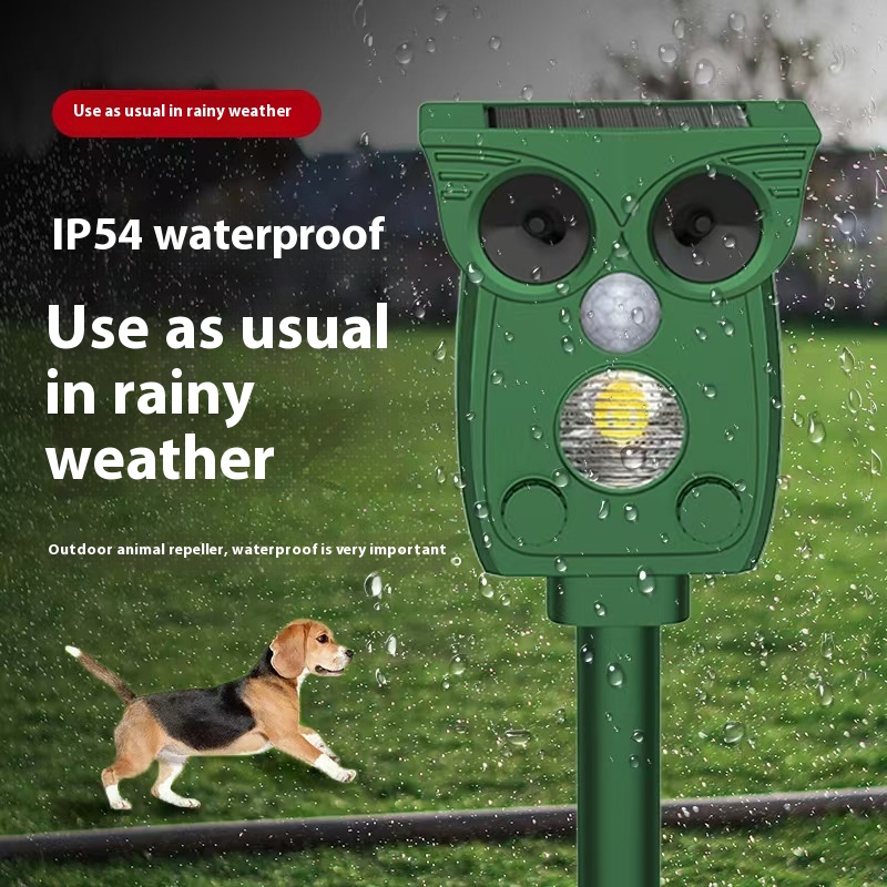 Fashion Outdoor Infrared Solar-powered Animal Repeller
