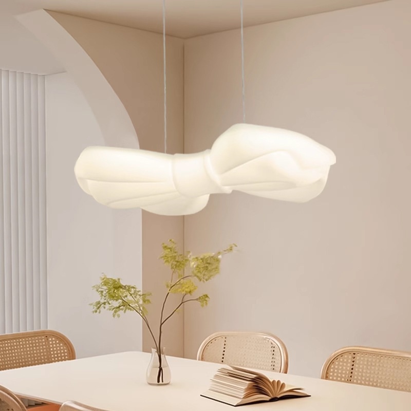 Creamy-style Bow-tie Ceiling Light Warm And Romantic LED Bedroom Zhongshan Lighting Fixtures